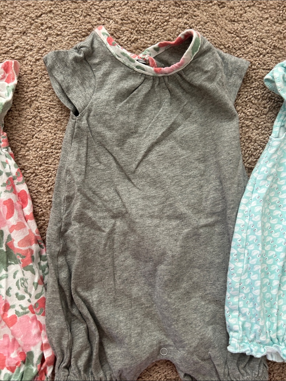 Newborn bundle - Picture 3 of 6